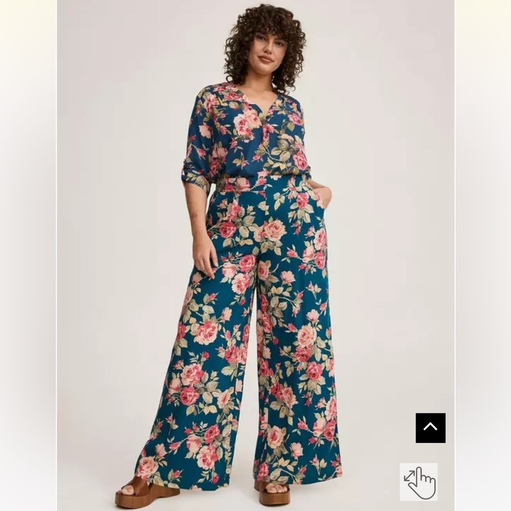 Torrid High-Rise Pull-On Challis Wide Leg Pant